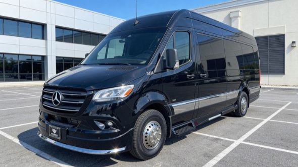 10 passenger sprinter van westminster